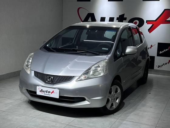 HONDA FIT 1.4 LX 8V FLEX 4P MANUAL HONDA FIT 1.4 LX 8V FLEX 4P MANUAL